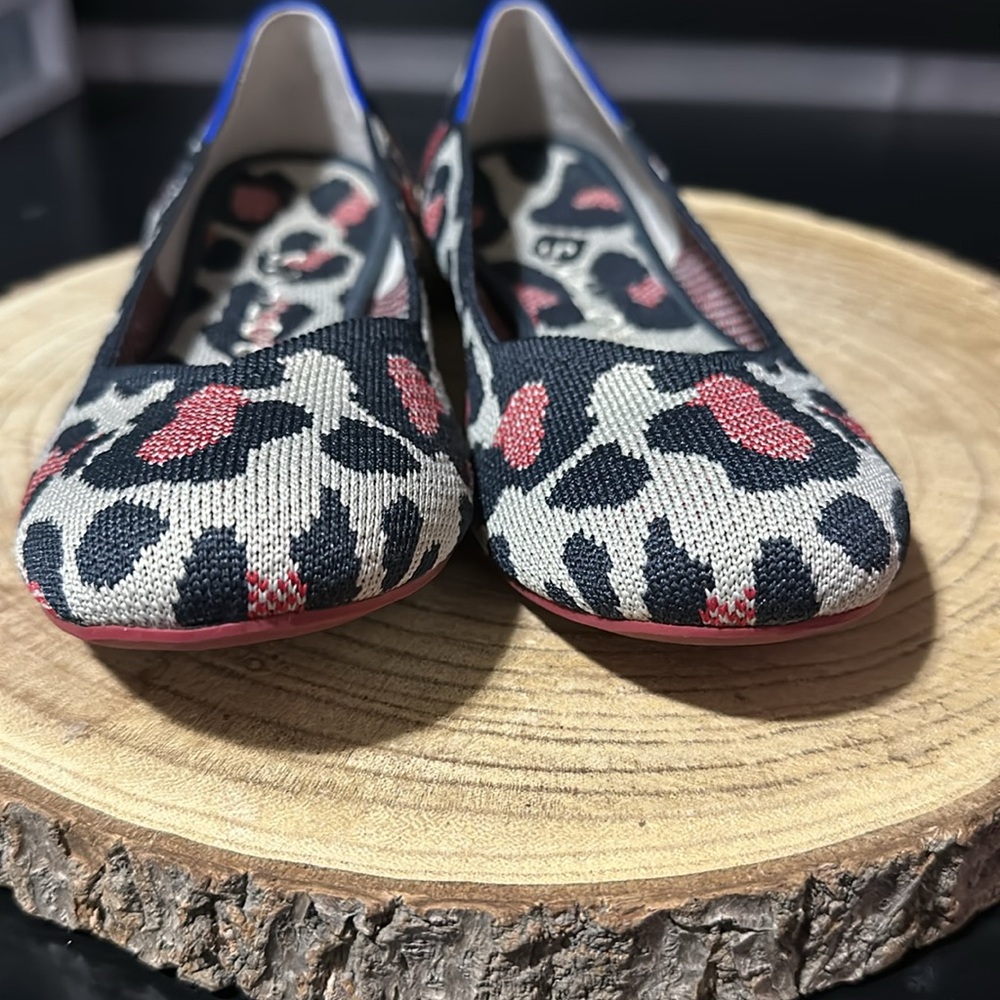Rothy’s The Flat Round Red Cat Leopard Animal Pri… - image 5